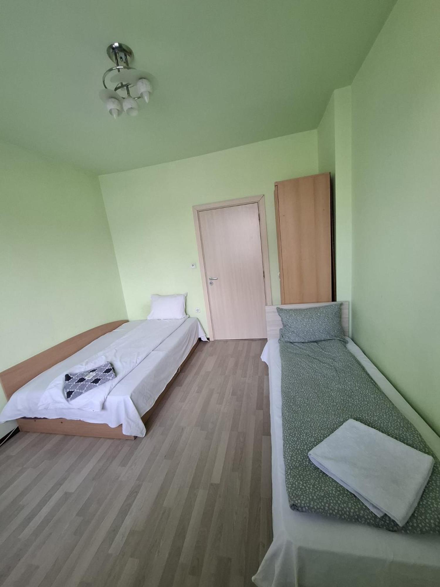 Guest Rooms Simona 2 Opanets Exterior foto