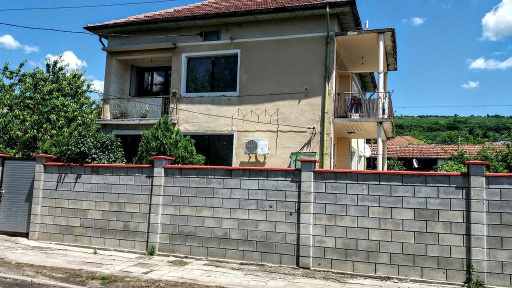 Guest Rooms Simona 2 Opanets Exterior foto